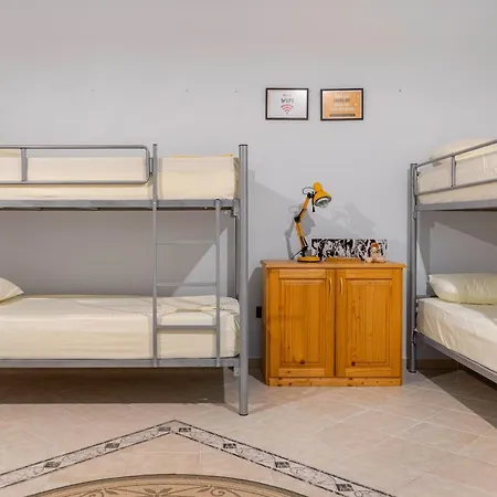 Nena Semi Tirana